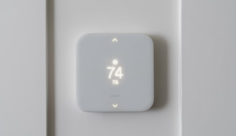 Vivint Lexington Smart Thermostat
